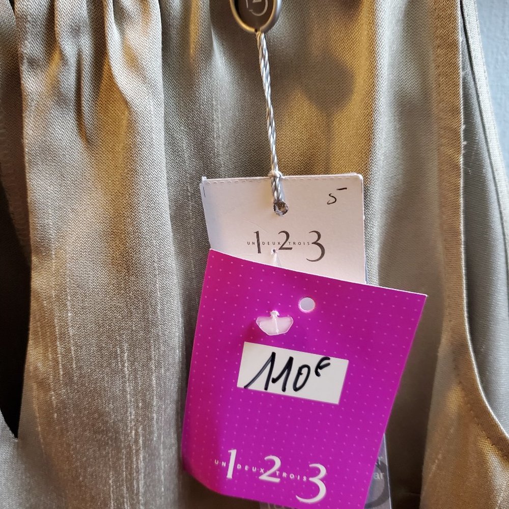 Vintage Keyhole Top - Picture 3 of 4